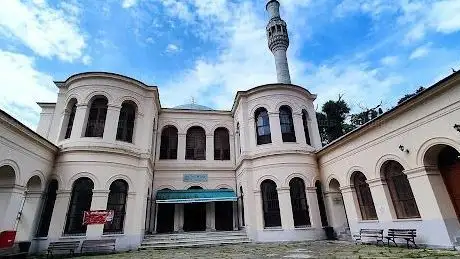 Photo de Küçük Mecidiye Mosque