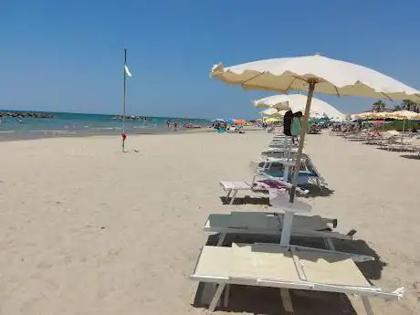 Photo de Spiaggia di Martinsicuro