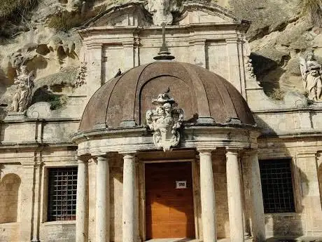 Photo de Sant'Emidio alle Grotte