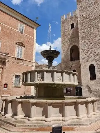 Photo de Fontana Sturinalto