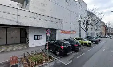 Photo de Pfarre Kirche Maria Namen