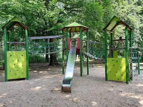 Photo de Spielplatz Dunkelschlag Weseler Straße / Wolfstraße