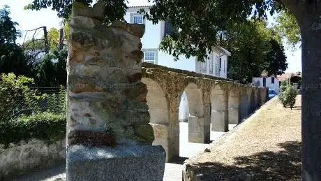 Photo de Aqueduto do Montebelo