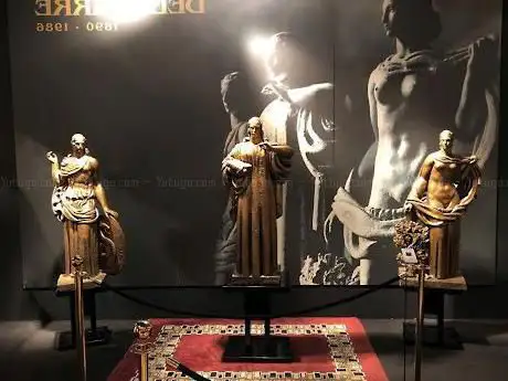 Photo de Biennale Internazionale dell'Antiquariato di Firenze