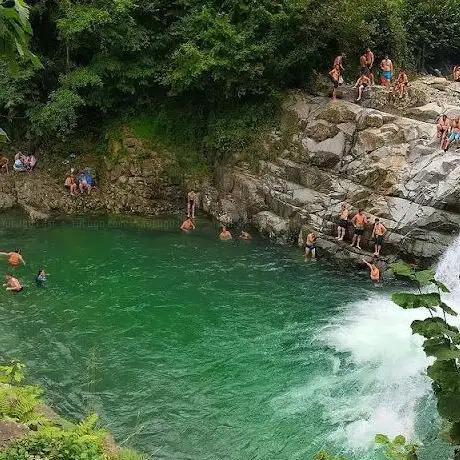 Photo de Güneysu Katarahte Şelalesi