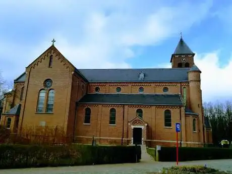 Photo de Sint-Apoloniakerk Stelen