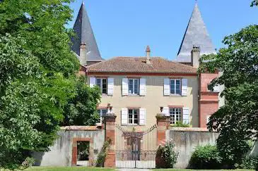 Photo de Votre Château de Famille / Château de Riveneuve du Bosc