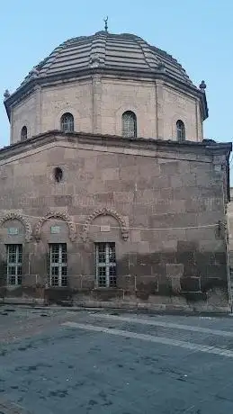 Photo de Tomb of Zeynel Abidin