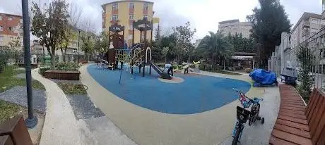 Photo de Bağcilar Belediyesi Merkez Parki