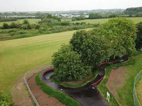 Photo de Puriton Pump Track