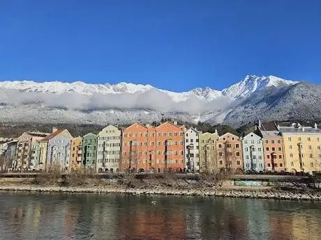 Photo de Colourful Houses Innsbruck