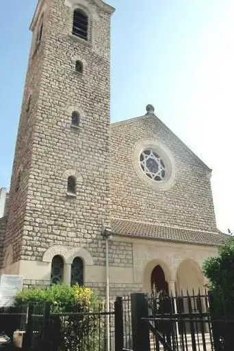 Photo de Church of the Sacred Heart