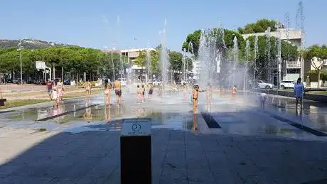 Photo de Plaça del Mil·lenari