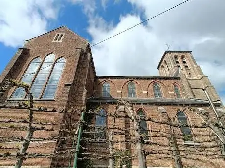 Photo de Onze-Lieve-Vrouw Geboortekerk Kapellen