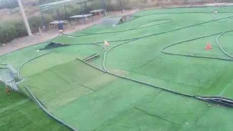 Photo de Circuito RC Astroturf 1/10 TT Kokelandia