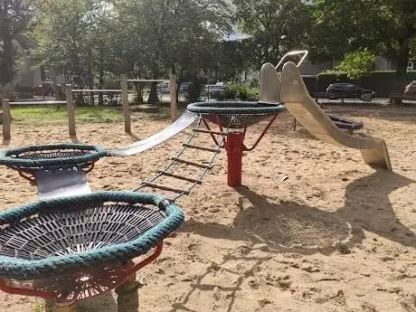Photo de Spielplatz Klever Platz