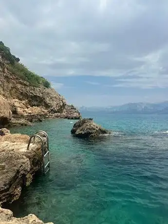 Photo de Fener Plaji Halka Acik ( Kayaliklar )
