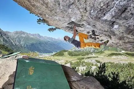 Photo de Boulderpark Silvapark Galtür