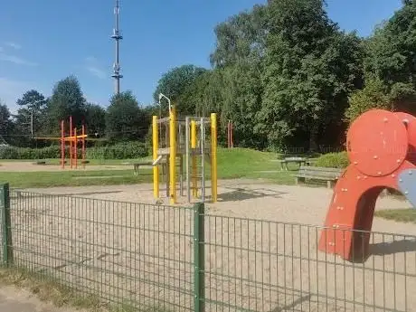 Photo de Spielplatz Klotzdelle