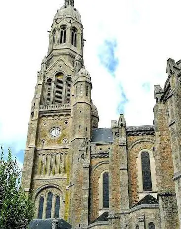 Photo de Basilica of St. Louis de Montfort
