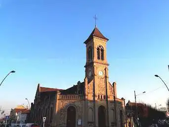 Photo de Paroisse St Pierre Charles Faisanderie