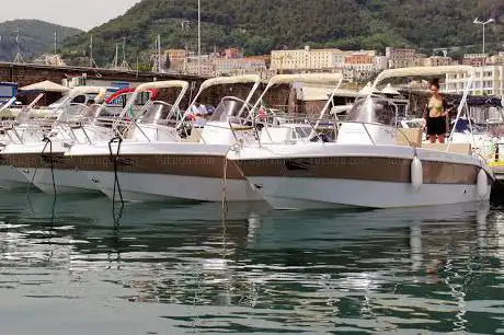 Photo de Angel Boat Rental