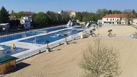 Photo de Thermalstrandbad Baden
