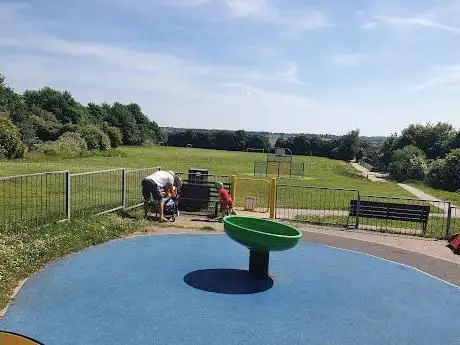 Photo de Gatland Lane Play Area