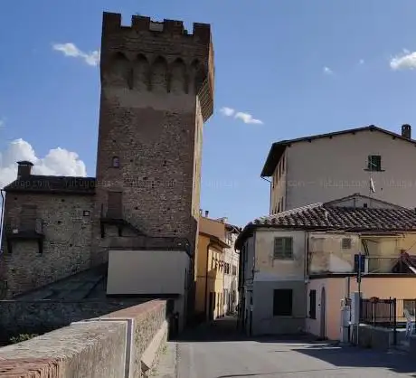 Photo de Torre Frescobaldi - Torre di San Quirico