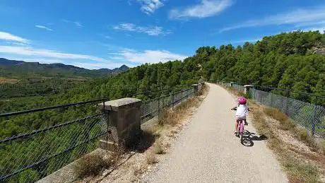 Photo de VÃÂa Verde del Val de Zafán - Terra Alta (inicio)