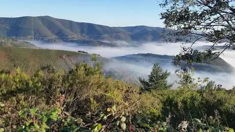 Photo de Ãrea Descanso Fervenza de Queixoiro