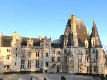 Photo de Château de Fontaine-Henry