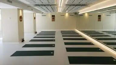Photo de Yoga Flame | Hot Yoga Studio