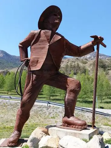 Photo de Statue d'Edward Whymper
