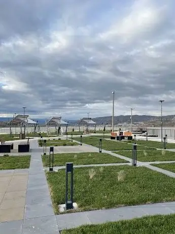 Photo de Çayırhan EÜAŞ Lojmanları Göl Manzara Seyir Noktası