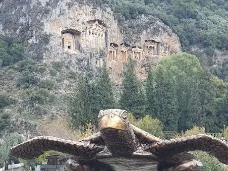 Photo de Памятник черепахе.