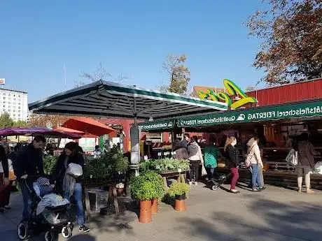 Photo de Bauernmarkt Lendplatz
