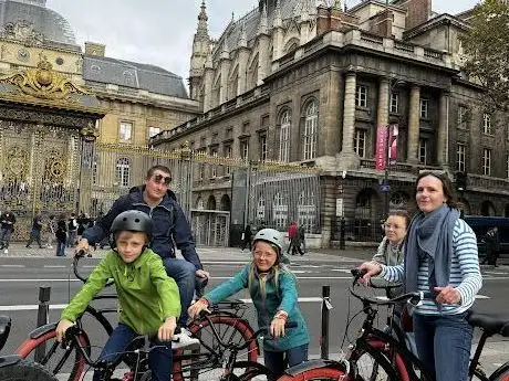 Photo de XL Tour : Bike   Electric bike & Segway tours Paris
