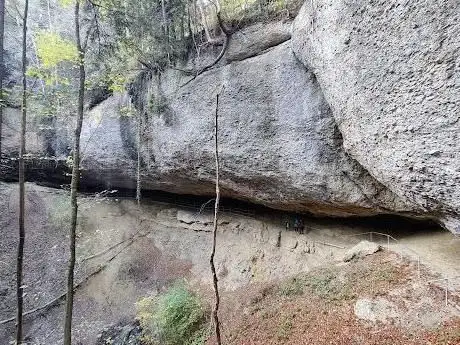 Foto de Brudertöbeli  Wasserfallhöhle