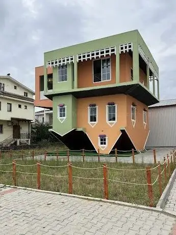 Photo de Ters Ev Trabzon