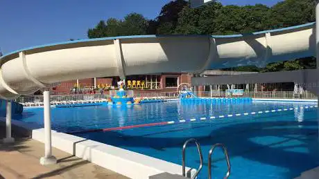 Photo de LAGO Kortrijk Abdijkaai Openluchtzwembad