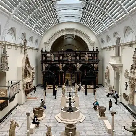 Photo of Victoria and Albert Museum
