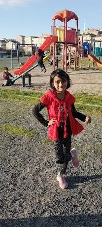 Photo de Çocuk oyun parkı