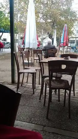 Photo de Çukur Bahçe Parkı