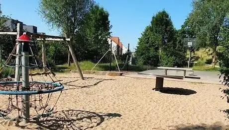 Photo de Spielplatz An der Feldscheune