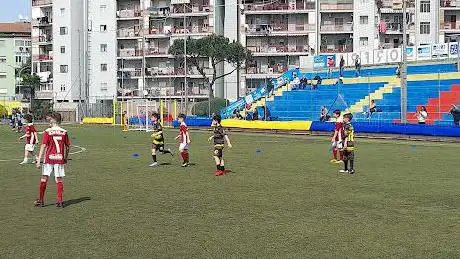 Photo de Scuola Calcio Real Casarea