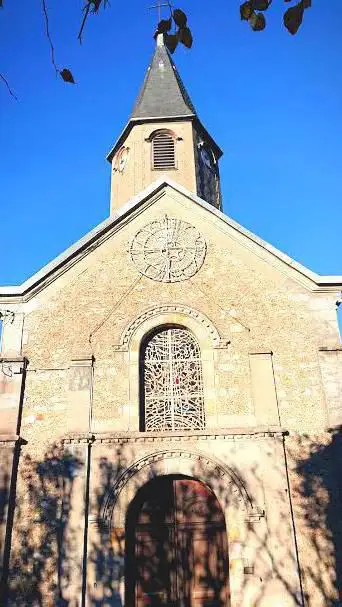 Photo de Eglise Saint-Pierre et Saint Paul