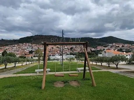 Photo de Baloiço Vila Flor II