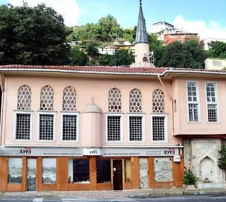 Photo de Köprülü Hemşiresi Çeşmesi