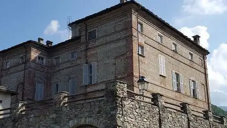 Photo de Castello dei marchesi Cordero di Pamparato
